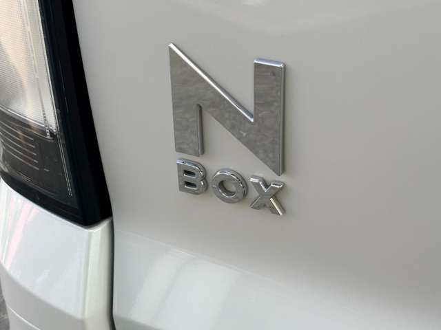 ホンダ Ｎ　ＢＯＸ カスタム ６６０ R6年 () 99