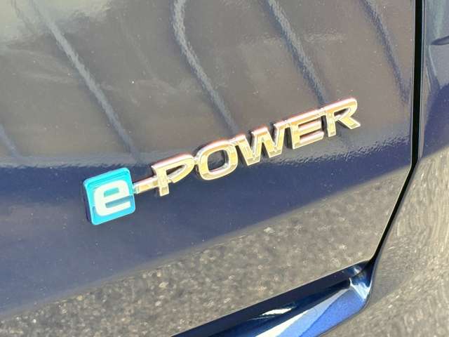 日産 ノートオーラ １．２ Ｇ R4年 () 99