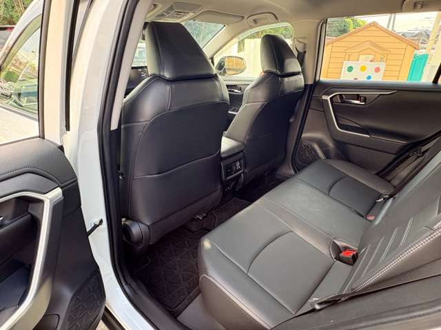 トヨタ ＲＡＶ４ ２．０ Ｇ Ｚパッケージ ４ＷＤ R3年 () 99