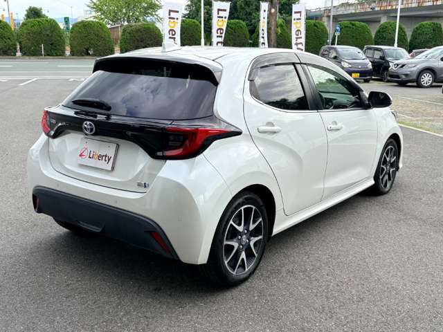 トヨタ ヤリス １．５ ハイブリッド Ｚ R2年 () 99