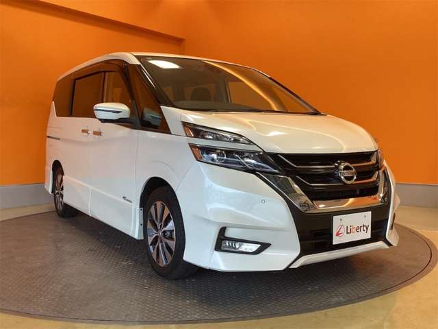 日産 セレナ ２．０ ハイウェイスター H29年 () 99