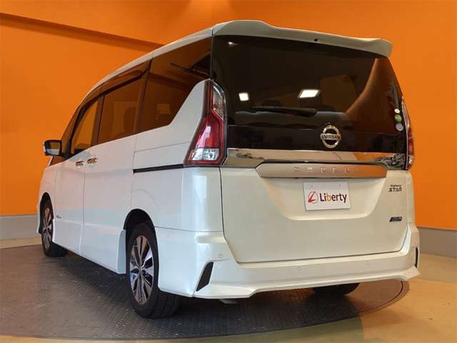 日産 セレナ ２．０ ハイウェイスター H29年 () 99