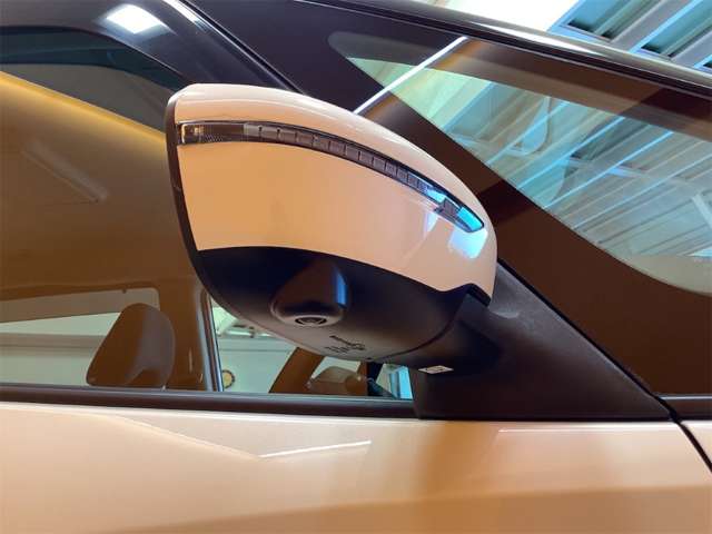 日産 セレナ ２．０ ハイウェイスター H29年 () 99