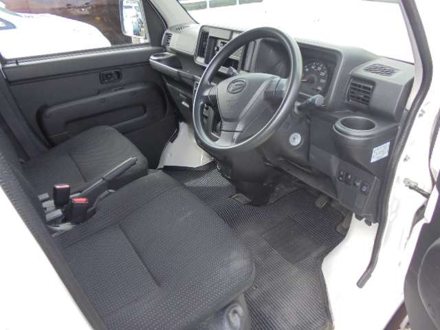 ダイハツ ハイゼットカーゴ ６６０ デラックス ＳＡＩＩＩ ハイルーフ ４ＷＤ R2年 () 99