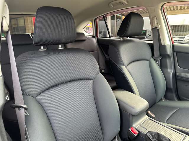スバル インプレッサスポーツ １．６ Ｉ－Ｌ アイサイト プラウド エディション ４ＷＤ H28年 (甲信越・北陸) 99