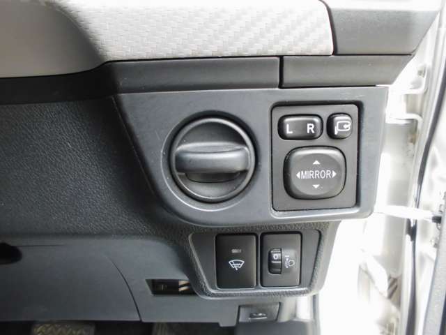 トヨタ カローラアクシオ １．５ Ｘ ４ＷＤ H25年 (甲信越・北陸) 99