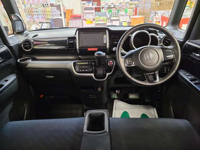 ホンダ Ｎ　ＢＯＸ ６６０ カスタムＧ ＳＳパッケージ ４ＷＤ H26年 (北海道) 99