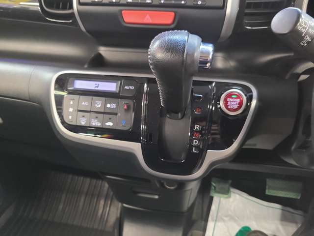 ホンダ Ｎ　ＢＯＸ ６６０ カスタムＧ ＳＳパッケージ ４ＷＤ H26年 (北海道) 99
