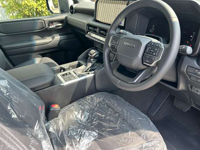 トヨタ ランドクルーザー２５０ ２．７ ＶＸ ４ＷＤ R8年 (九州・沖縄) 99