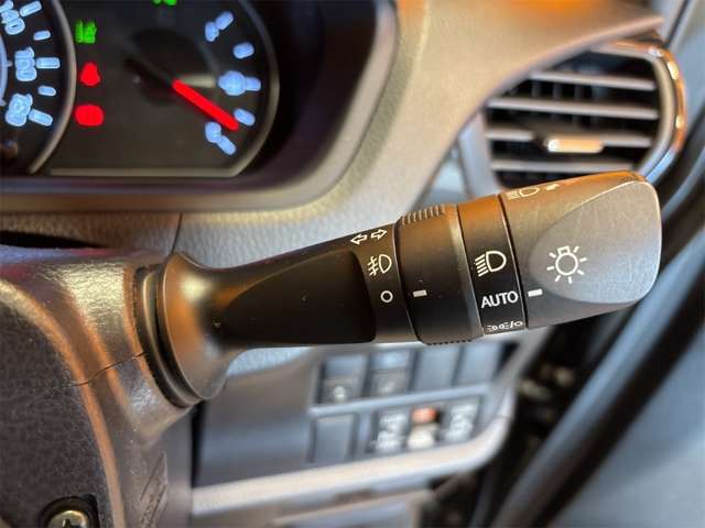 トヨタ ヴォクシー ２．０ ＺＳ 煌ＩＩＩ R3年 (近畿) 99