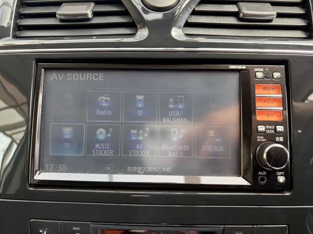 日産 セレナ ２．０ ハイウェイスター H23年 (近畿) 99