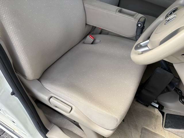 ホンダ Ｎ　ＢＯＸ＋ ６６０ Ｇ Ｌパッケージ H25年 (近畿) 99