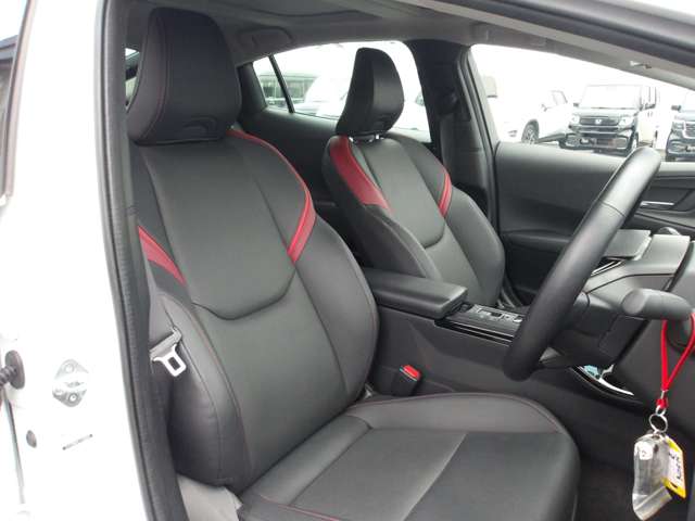 トヨタ プリウスＰＨＶ ２．０ プラグインハイブリッド Ｚ R6年 (関東) 99