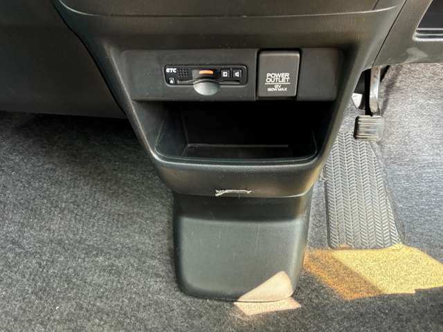 ホンダ Ｎ　ＢＯＸ ６６０ カスタムＧ Ｌパッケージ H28年 (関東) 99