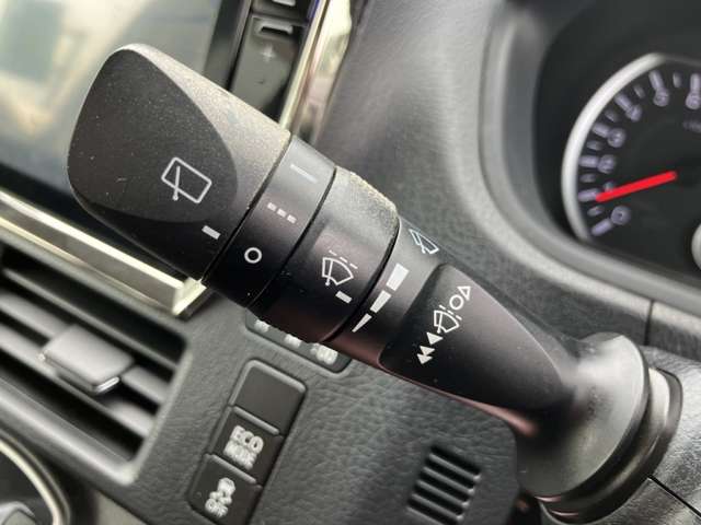 トヨタ ヴォクシー ２．０ ＺＳ 煌 H27年 (甲信越・北陸) 99