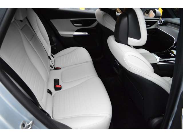 メルセデスベンツ ＧＬＣクラス ２２０ Ｄ ４マチック （ＩＳＧ搭載モデル） ＡＭＧラインパッケージ ディーゼルターボ４ＷＤ ＭＰ２０２４０１ R6年 (関東) 99