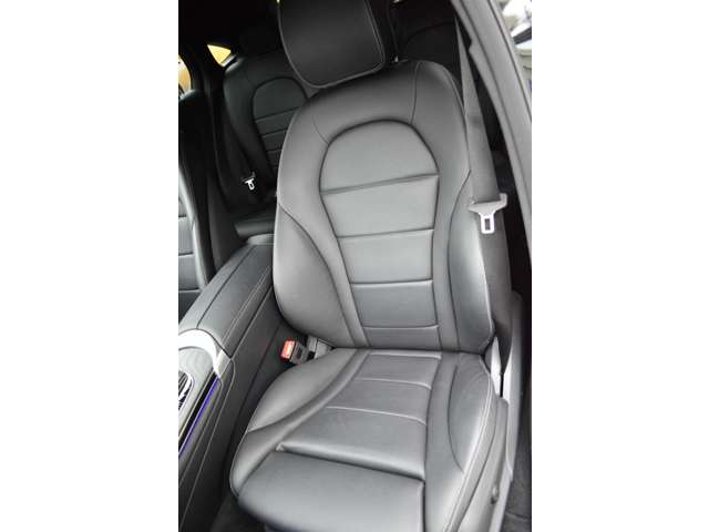 メルセデスベンツ ＧＬＣクーペ ２２０ Ｄ ４マチック ４ＷＤ R3年 (関東) 99