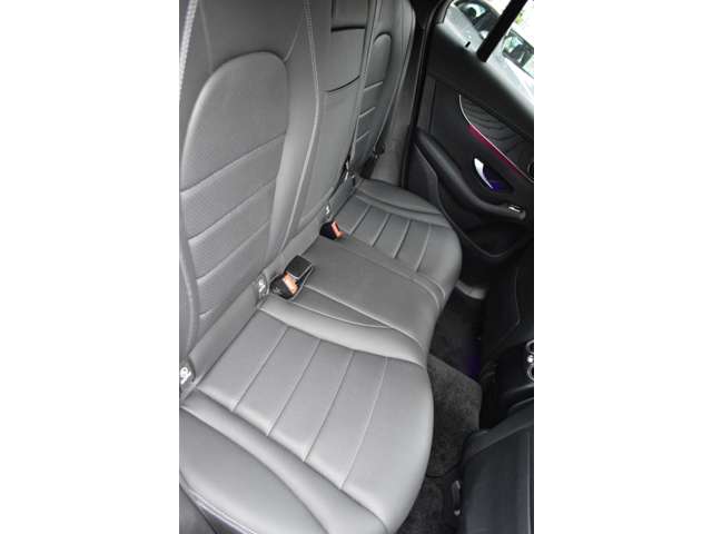 メルセデスベンツ ＧＬＣクーペ ２２０ Ｄ ４マチック ４ＷＤ R3年 (関東) 99