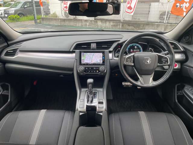 ホンダ シビック １．５ H29年 (関東) 99