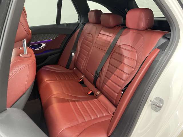 メルセデスベンツ Ｃクラスワゴン Ｃ２００ ローレウス エディション （ＢＳＧ搭載モデル） スポーツプラスパッケージ R3年 (関東) 99
