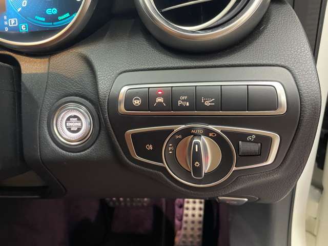 メルセデスベンツ Ｃクラスワゴン Ｃ２００ ローレウス エディション （ＢＳＧ搭載モデル） スポーツプラスパッケージ R3年 (関東) 99