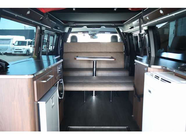 トヨタ ハイエースバン キャンピングカー R4年 (東北) 99