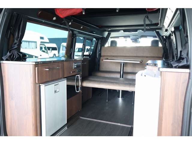 トヨタ ハイエースバン キャンピングカー R4年 (東北) 99