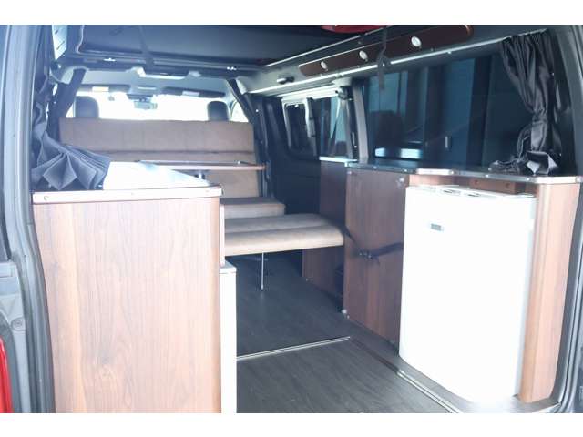 トヨタ ハイエースバン キャンピングカー R4年 (東北) 99