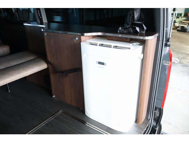 トヨタ ハイエースバン キャンピングカー R4年 (東北) 99