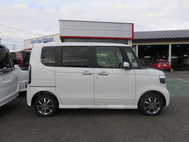 ホンダ Ｎ　ＢＯＸ カスタム ６６０ ４ＷＤ R8年 (東北) 99