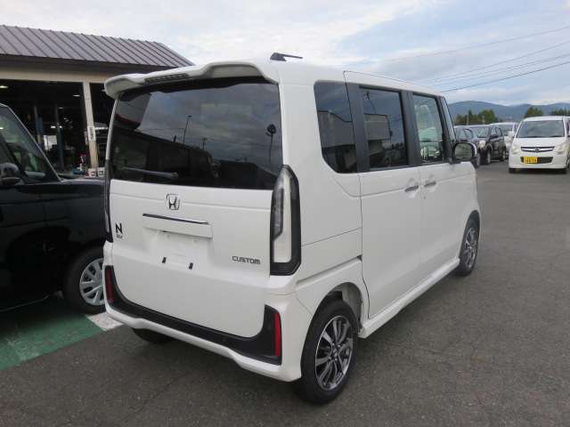 ホンダ Ｎ　ＢＯＸ カスタム ６６０ ４ＷＤ R8年 (東北) 99