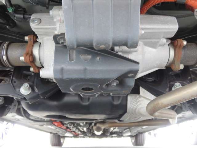 トヨタ アクア １．５ Ｚ Ｅ－ＦＯＵＲ ４ＷＤ R4年 () 99