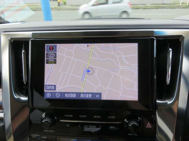 トヨタ アルファード　ハイブリッド ハイブリッド ２．５ Ｘ Ｅ－ＦＯＵＲ ４ＷＤ R4年 () 99