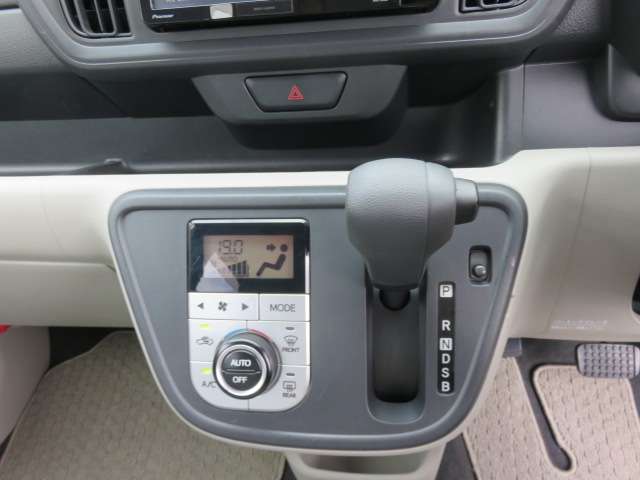 トヨタ パッソ １．０ Ｘ Ｌパッケージ ４ＷＤ H28年 () 99