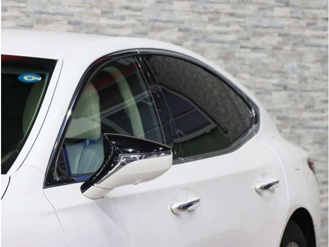 レクサス ＬＳ５００ｈ ５００Ｈ エグゼクティブ ４ＷＤ H29年 (関東) 99
