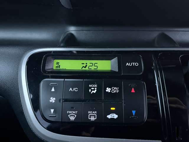 ホンダ Ｎ　ＢＯＸ ６６０ カスタムＧ ターボＳＳパッケージ H25年 (関東) 99