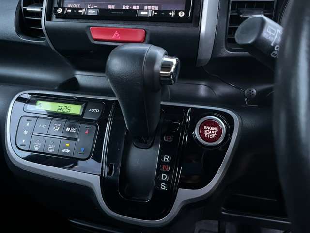 ホンダ Ｎ　ＢＯＸ ６６０ カスタムＧ ターボＳＳパッケージ H25年 (関東) 99