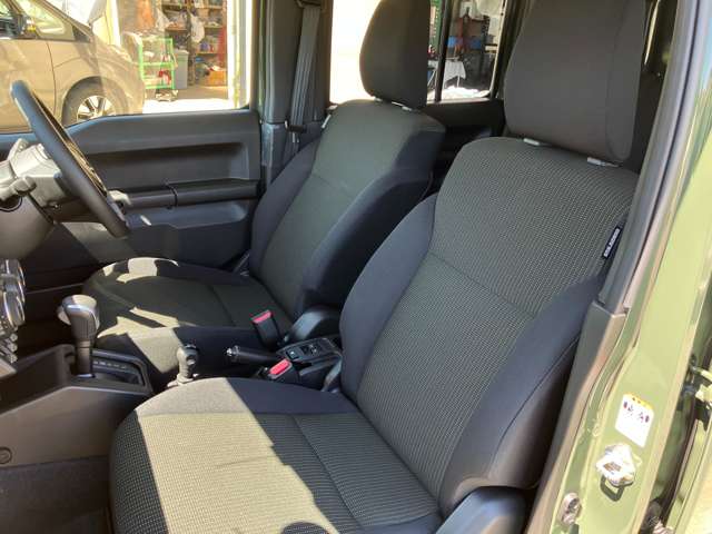 スズキ ジムニー　ノマド １．５ ＦＣ ４ＷＤ R7年 () 99