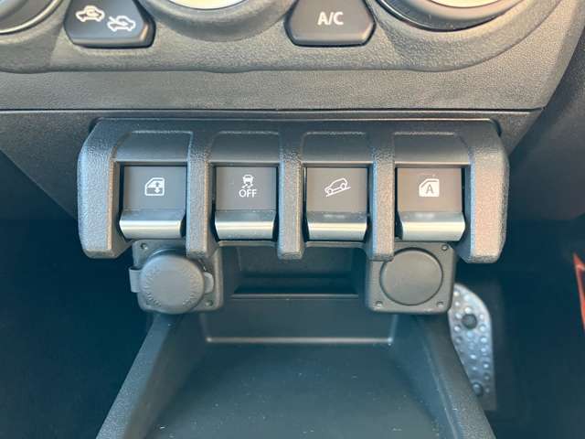 スズキ ジムニー　ノマド １．５ ＦＣ ４ＷＤ R7年 () 99