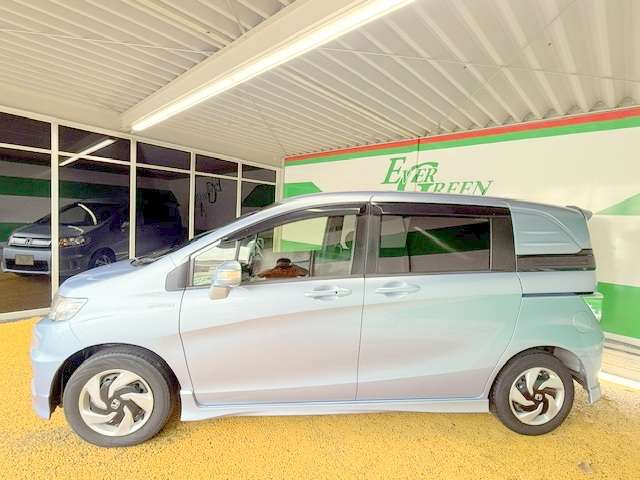 ホンダ フリードスパイク　ハイブリッド １．５ ジャストセレクション H28年 (関東) 99