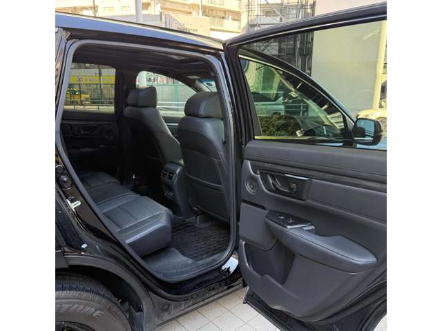 ホンダ ＣＲ－Ｖ ２．０ Ｅ：ＨＥＶ ＥＸ ブラック エディション ４ＷＤ R4年 (近畿) 99