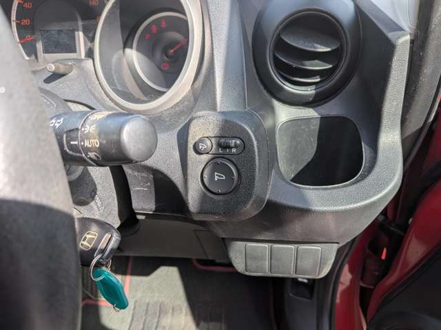 ホンダ フィット １．３ Ｇ H20年 (近畿) 99