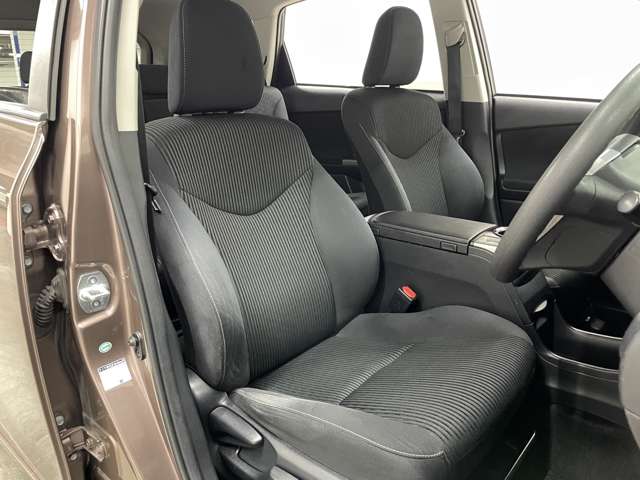 トヨタ プリウスΑ １．８ Ｓ H28年 (近畿) 99
