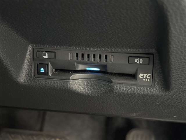 トヨタ ヤリス １．５ Ｚ R3年 () 99