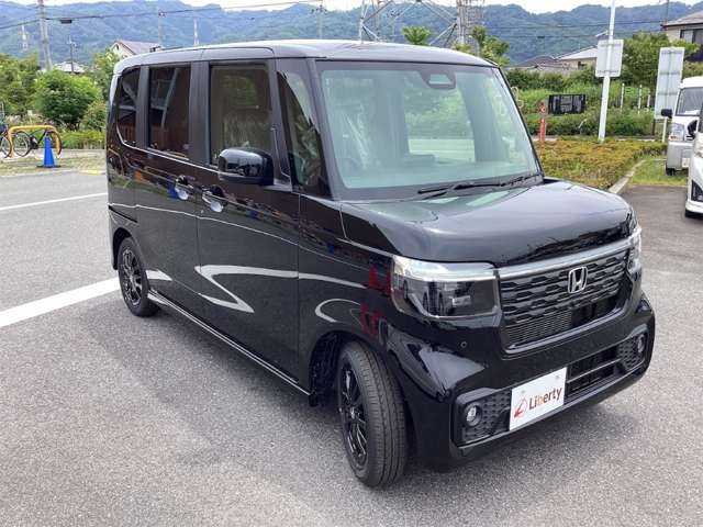 ホンダ Ｎ　ＢＯＸ カスタム ６６０ ブラック スタイル R8年 (近畿) 99
