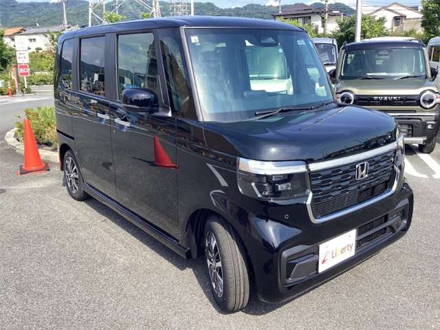 ホンダ Ｎ　ＢＯＸ カスタム ６６０ R8年 (近畿) 99