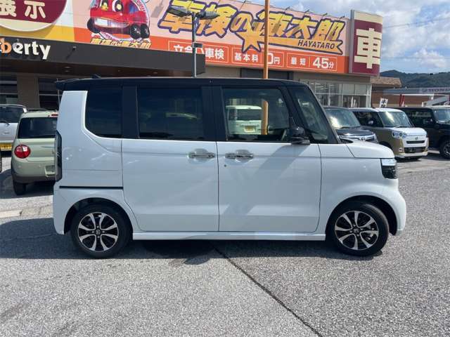 ホンダ Ｎ　ＢＯＸ カスタム ６６０ コーディネートスタイル ２トーン R8年 (近畿) 99