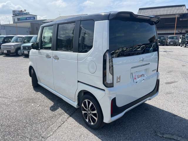 ホンダ Ｎ　ＢＯＸ カスタム ６６０ コーディネートスタイル ２トーン R8年 (近畿) 99