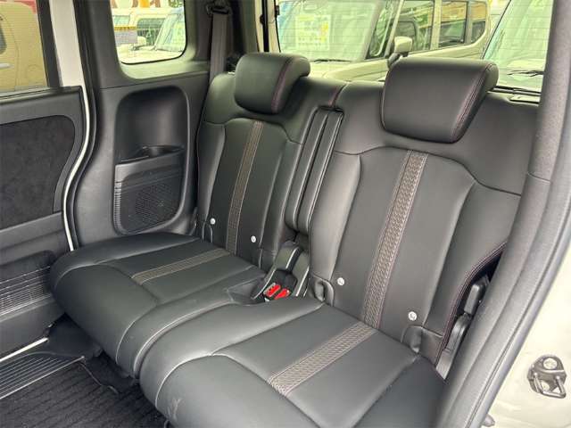ホンダ Ｎ　ＢＯＸ カスタム ６６０ Ｌ ターボ R4年 (近畿) 99