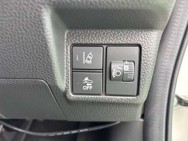 ホンダ Ｎ　ＢＯＸ カスタム ６６０ Ｌ ターボ R4年 (近畿) 99